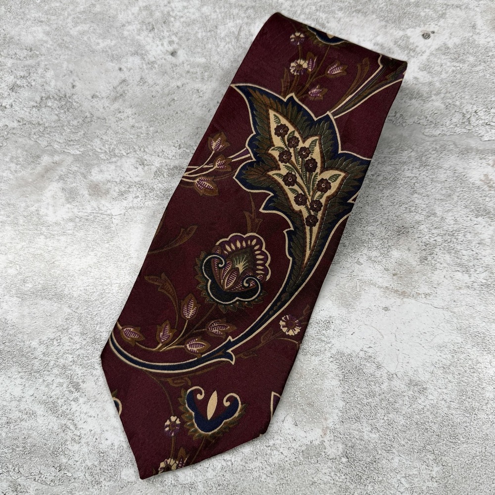 Hamilton Collection Silk Tie Mens OS‎ Red Paisley Made In USA Necktie Vintage